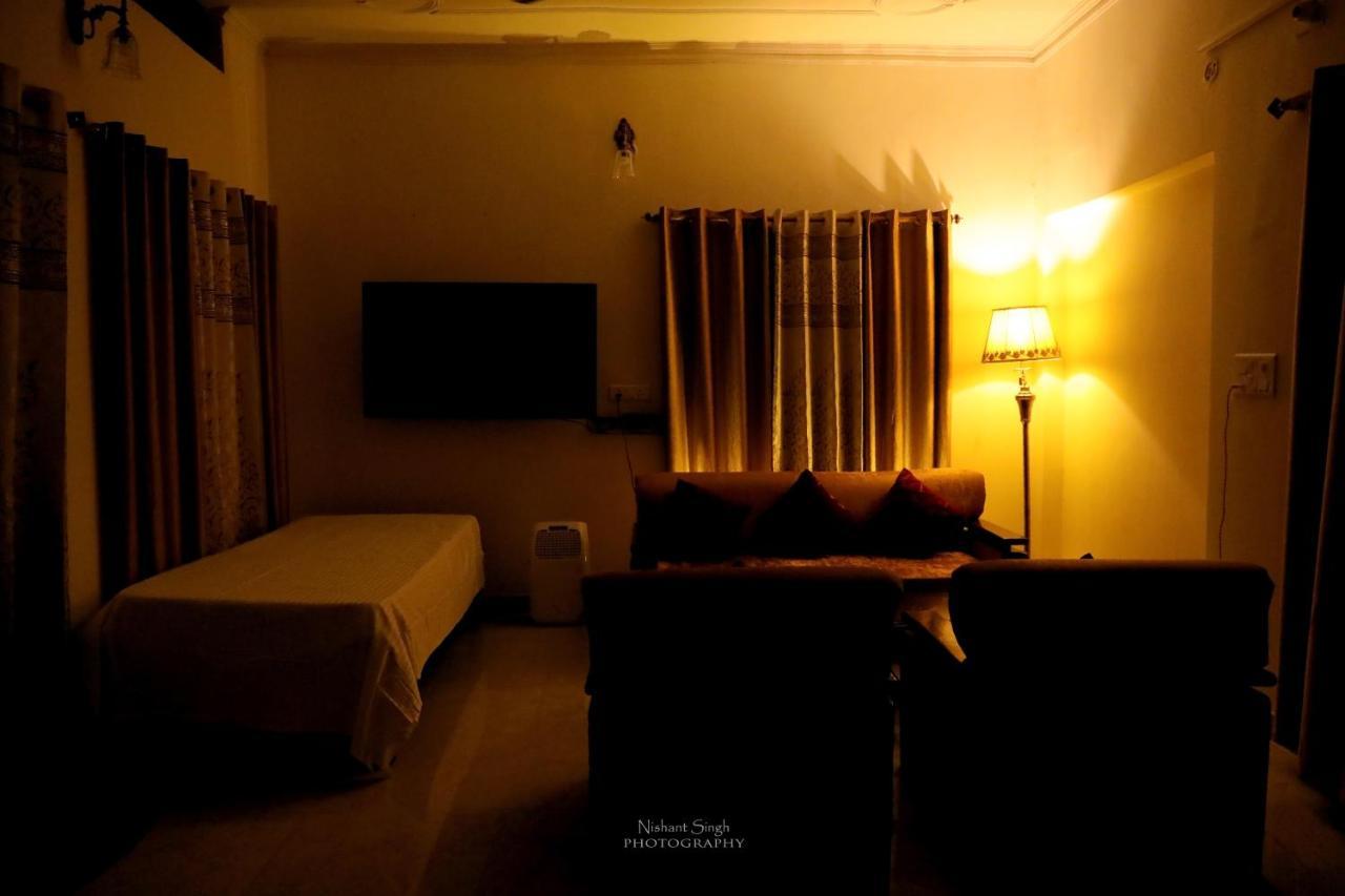 Tattva Luxurious Apartment バラナシ エクステリア 写真